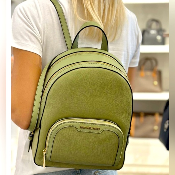 NWT and BAG MICHAEL KORS (JAYCEE) Medium Backpack. COLOR:LIGHT SAGE (GIFT READY) - Picture 5 of 11